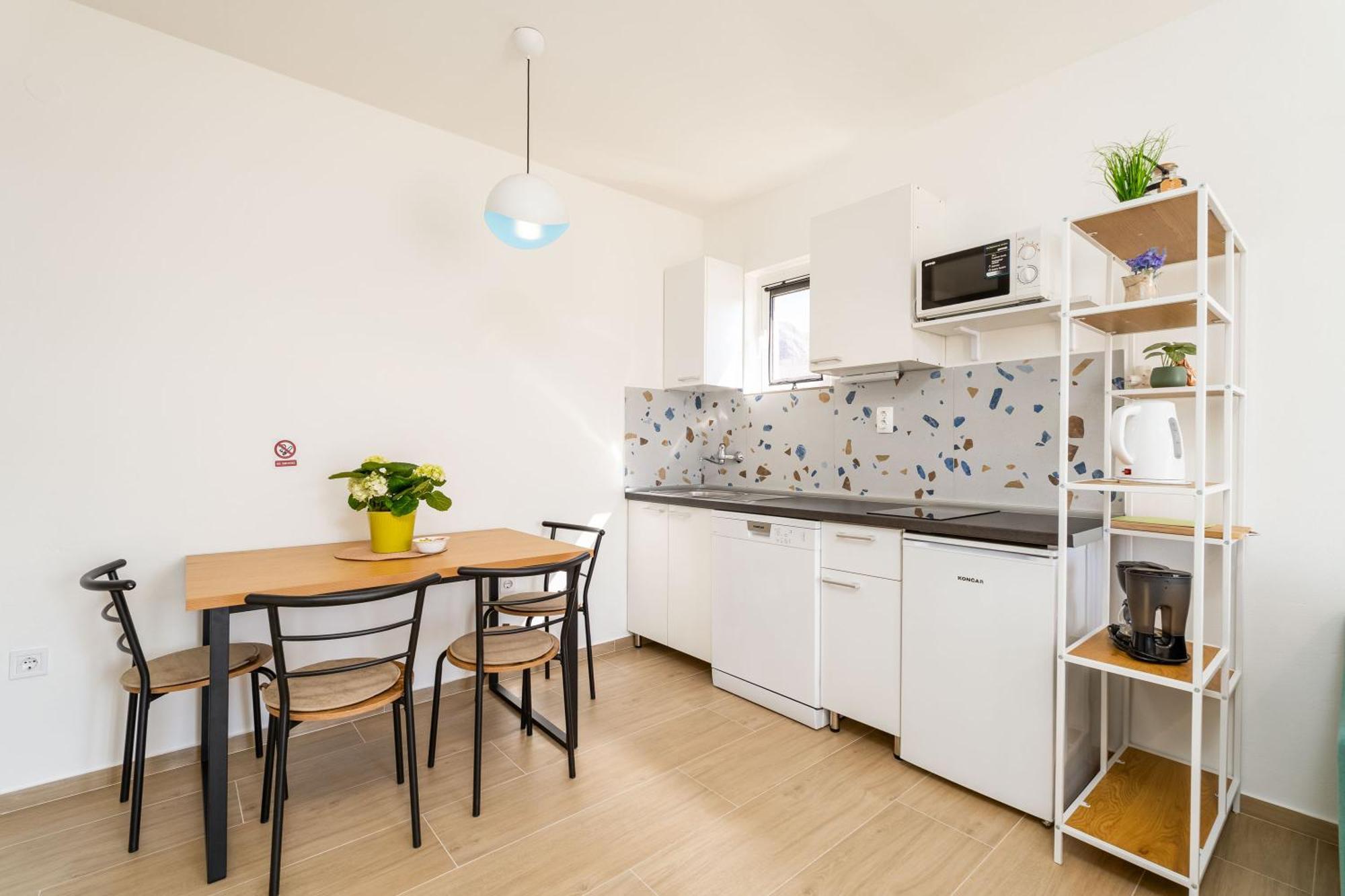 Apartment Fiorenini Mlini Exterior photo